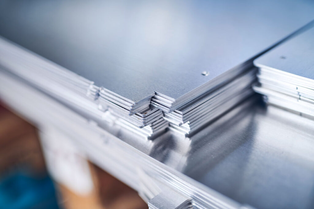 Pieé-GmbH-Reichelsheim-CNC-Blechbearbeitung-und-Pulverbeschichtung–Umformtechnik-Pulverbeschichtung-oder-Oberflächenbehandlung-Laserschneiden
